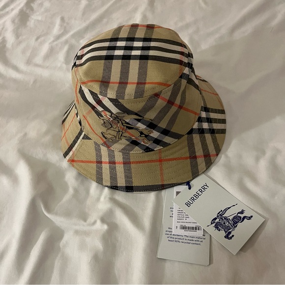 New Burberry Check Cotton Blend Bucket Hat M 58cm $480 Unisex - Picture 2 of 14